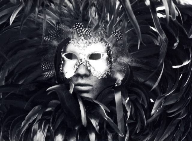 Click for original image 75k 640x470